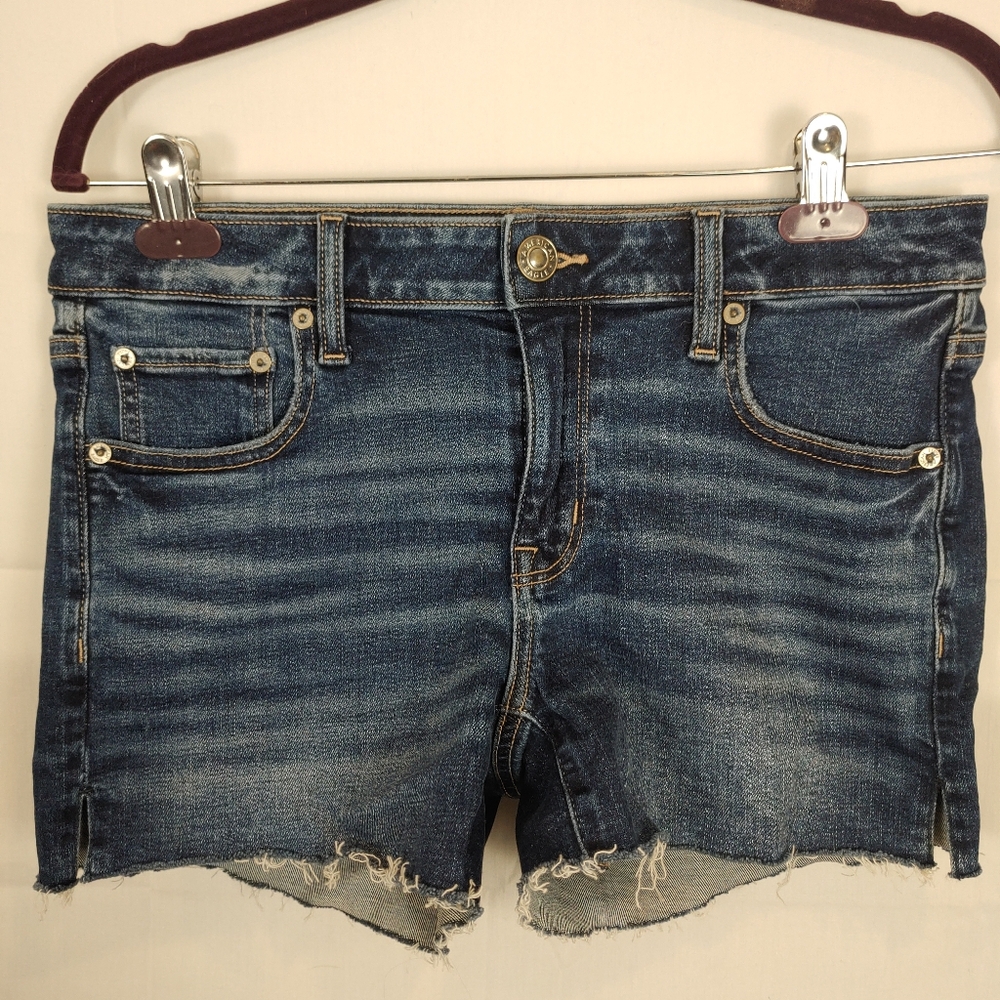 American Eagle Denim Low Rise Midi Shorts Cutoff Stretch Size 8